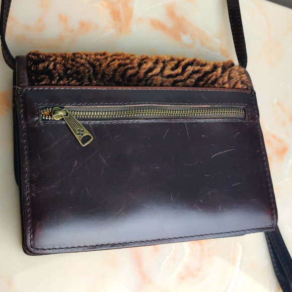 Patricia Nash shearling and leather crossbody bag with pom poms 9"x 7"x 2.5" - Picture 13 of 14